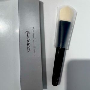 Westman Atelier foundation brush